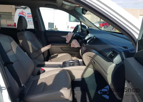 2021 Honda Pilot 2Wd Ex-L z USA, uszkodzony, nr VIN 5FNYF5H54MB011668